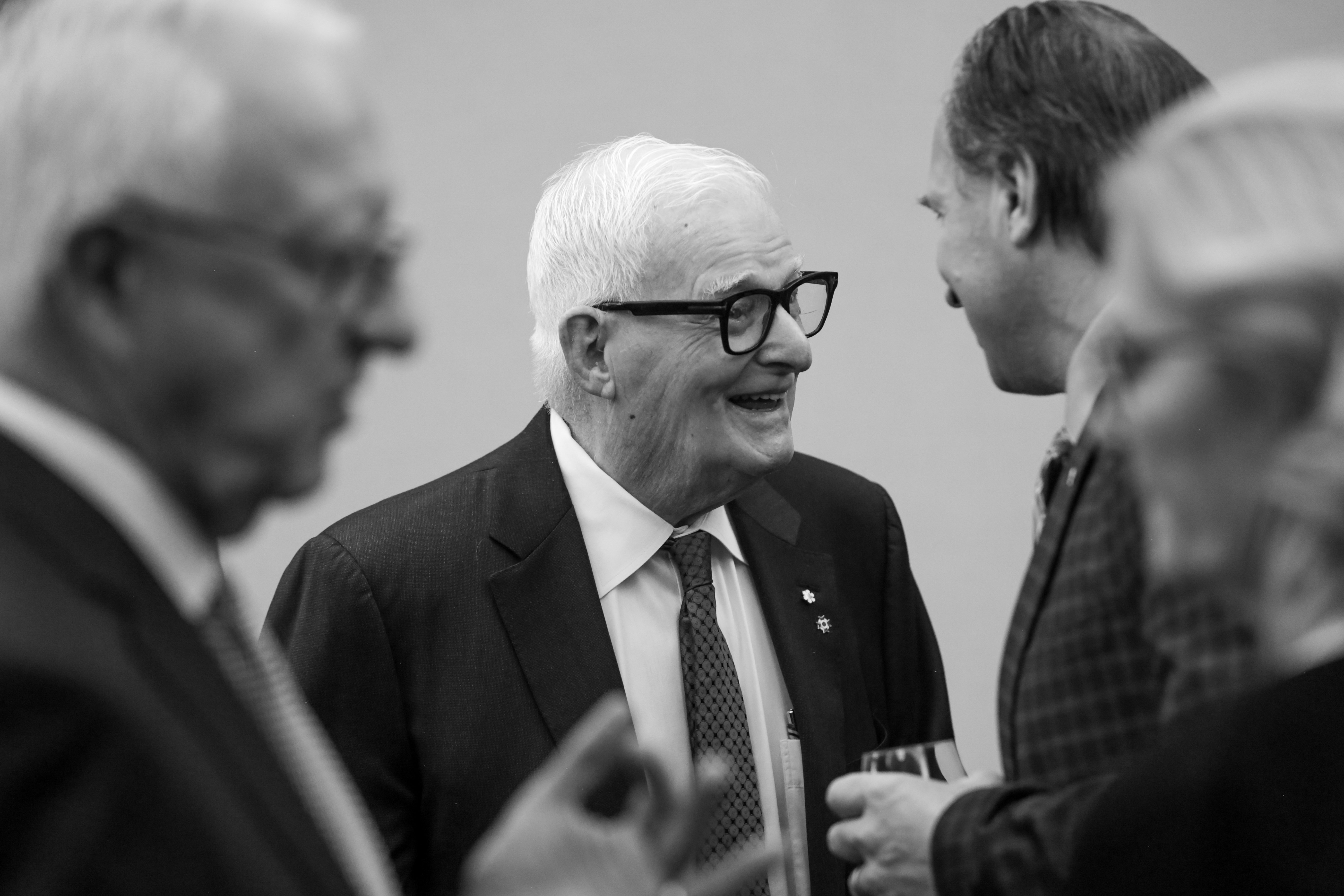 Top 7 Over 70 CR-8903