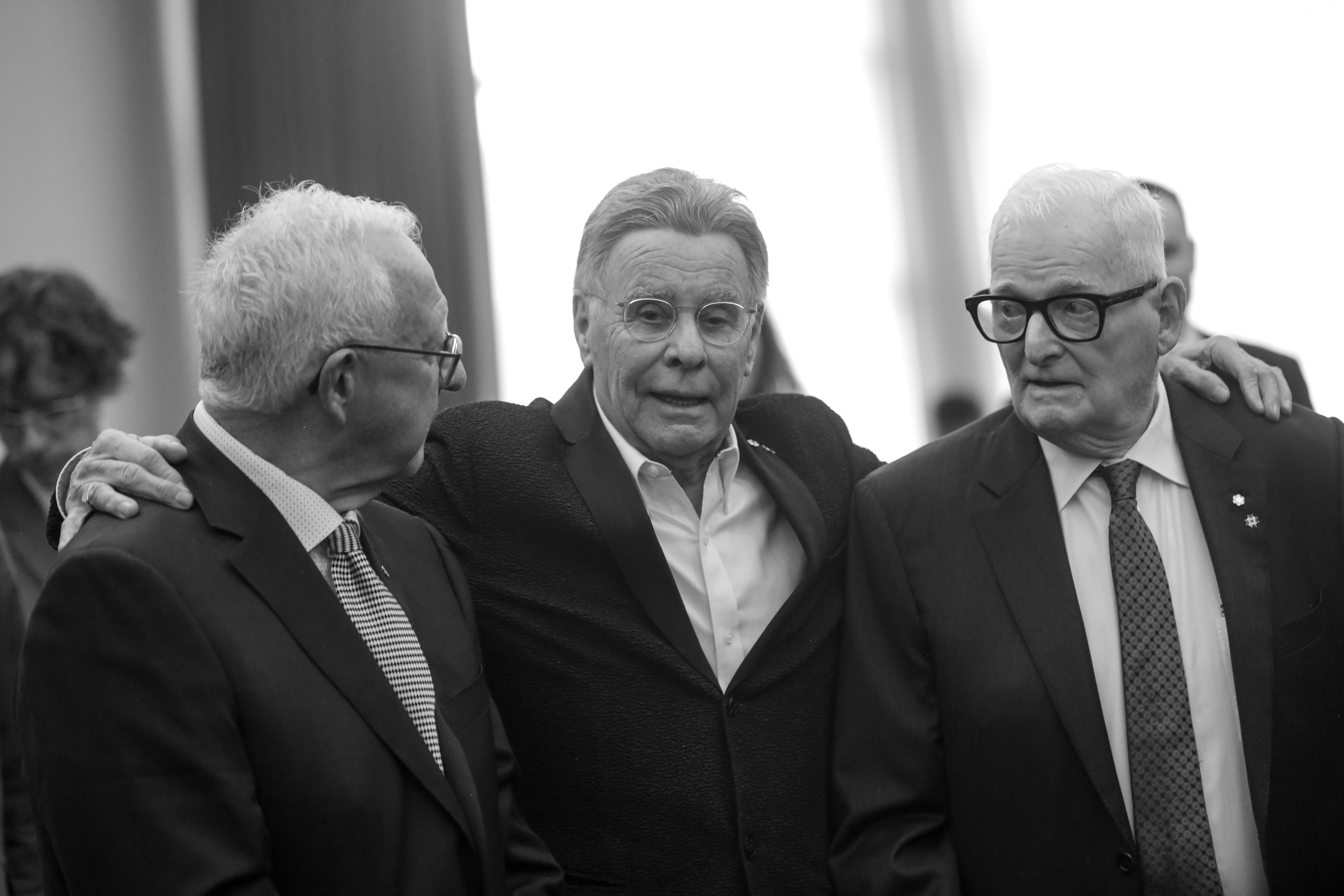 Top 7 Over 70 CR-8948